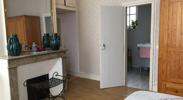 Chambre dHôtes Au Coeur de Lisieux, Забронировать Отель Лизьё 