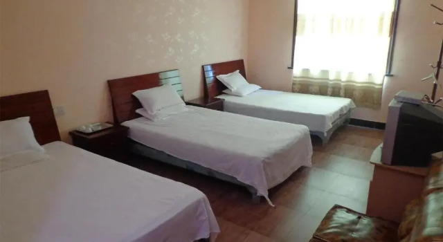 The Five Cereals Inn, Rezerwuj Hotel Hotele w Shangrao z parkingiem, Parking