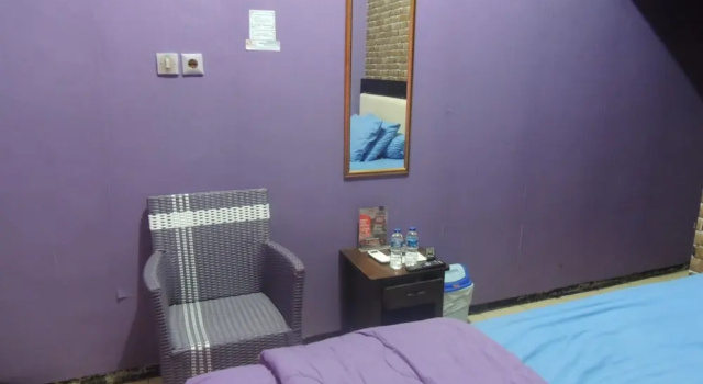 Suite Ungu Nasional 2 Hotel