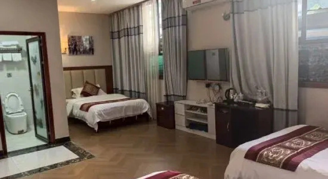 Luksusowy suite Miao Dong Hotel