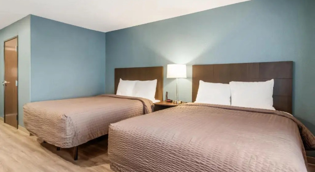 WoodSpring Suites Greensboro - High Point North, Book Hotel Greensboro North Carolina