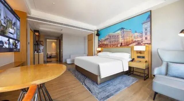 Люкс Deluxe Vienna International Hotel (Shanwei Xinli Central Plaza )