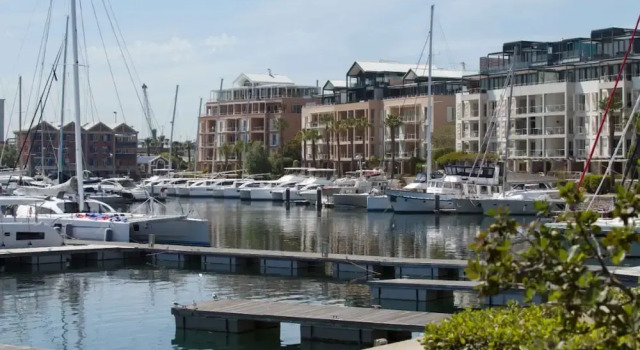 Апартаменты Canal View Two Bedroom Luxury Apartment - 507