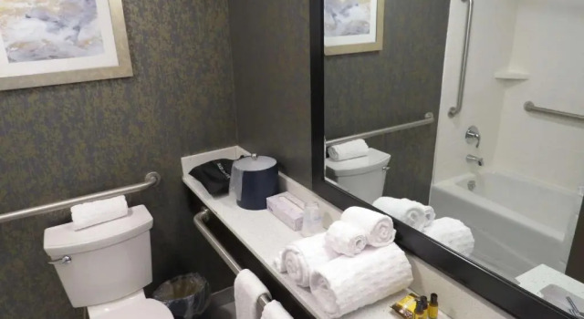 Номер Standard Best Western Plus Landmark Inn