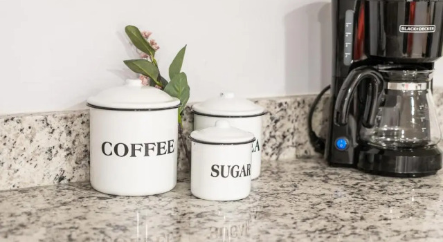 Bright and Cozy 1BR Apartment in Logan Square!