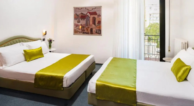 Четырёхместный номер Standard с видом на море Hotel Stella