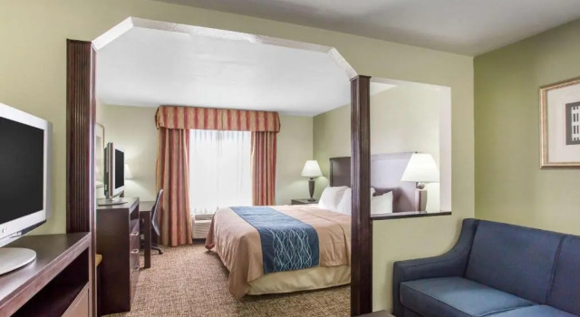 Люкс Comfort Inn Franklin Highway 96