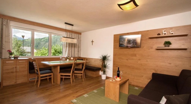 Apartmenthaus Juen, Book Apartment Zams Inntal
