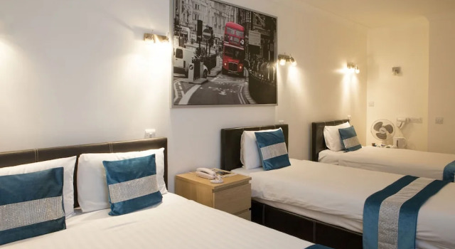Семейный номер Standard Westpoint Hotel