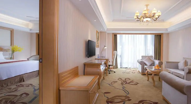 Люкс Business Vienna International Hotel Foshan Beijiao New City Meidi Headquarter