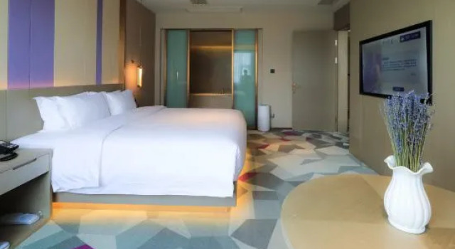 Люкс Deluxe Lavande Hotel (Guannan Celebrity International Branch)