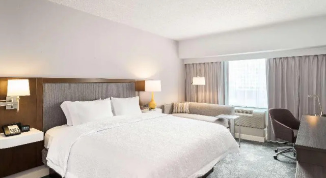 Номер Premium Hampton Inn Philadelphia Center City-Convention Center