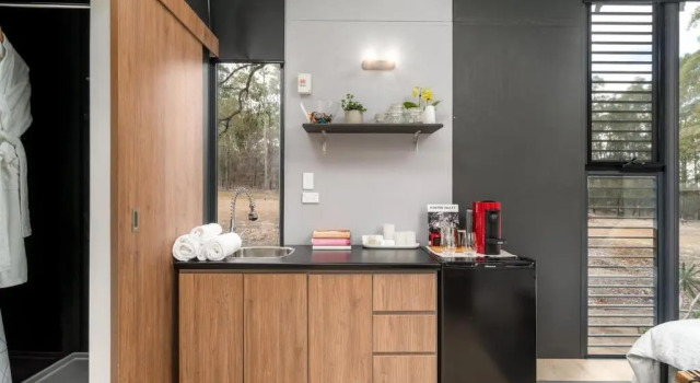 Tiny House 888 by Tiny Away, Buchen Sie Hotel Pokolbin Hunter Valley