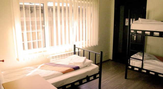 Crazy Duck Hostel, Book Hostel Hostels in Bucharest, near Opera Center, Hostel
