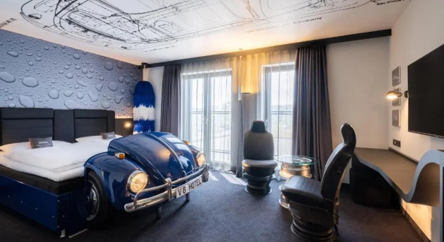 Номер Standard V8 Hotel Koln at MOTORWORLD