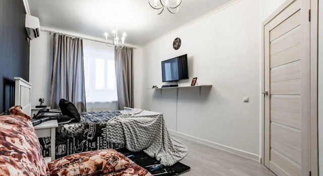 Апартаменты Квартира на им. Героя Сарабеева В.И. 5к3