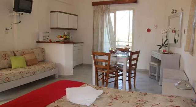 Archipelagos Hotel, Забронировать Отель Отели Платаньяс с бассейном, рядом с Пляж Платаниас, Бассейн