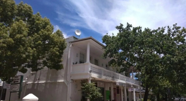 The Vibe Dorp Street