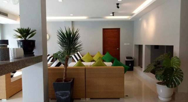 Phangan Pearl Hostel