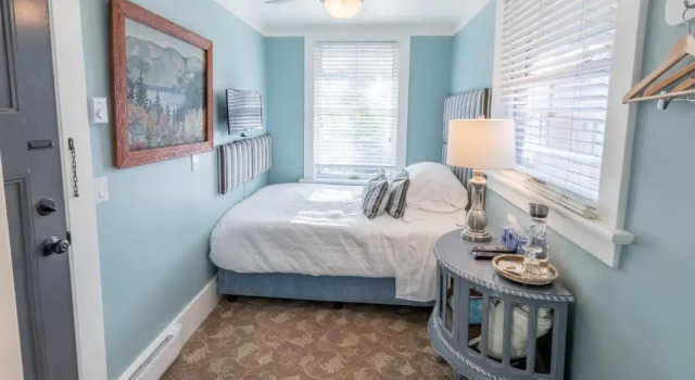Номер Standard West End Guest House