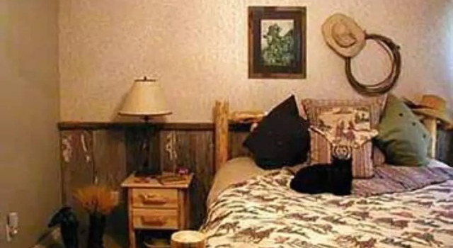 Miners Pick Bed and Breakfast