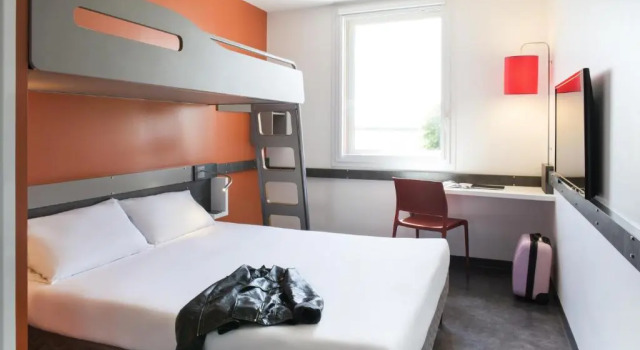Трёхместный номер Standard ibis budget Aéroport Lyon Saint Exupéry