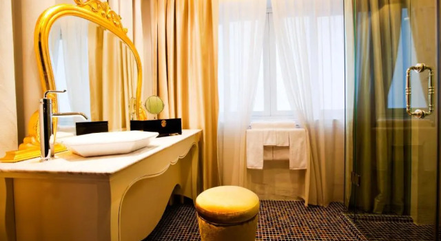 Двухместный номер Grand Deluxe Hotel de lOpera Hanoi - MGallery