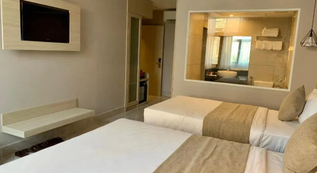 Трёхместный номер Deluxe Holiday 2 Hotel