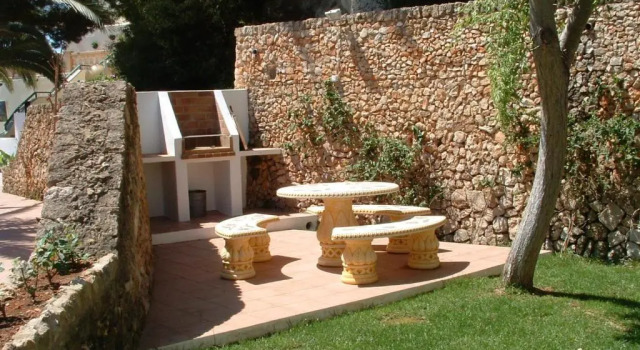 Апартаменты Galdana Gardens