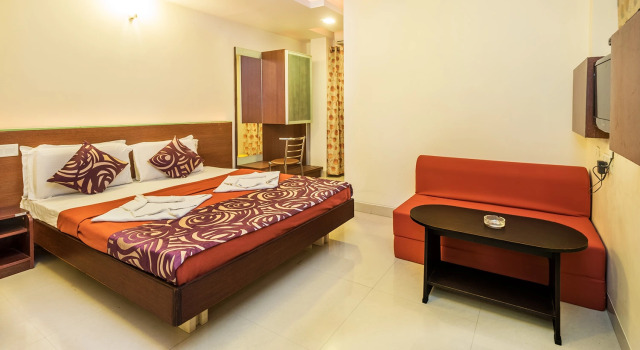 Hotel Kings L Grand, Mysore, Забронировать Отель Отели Майсур с завтраком, Завтраки