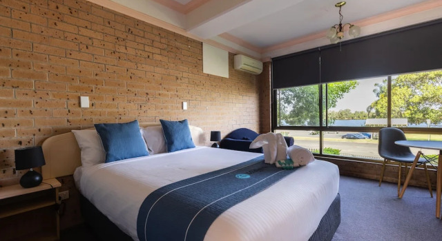 Семейный номер Standard с видом на реку Midlands Motel