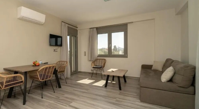CARLOS MANSION LUXURY SUITES, Prenota Hotel Methoni Messinia