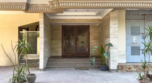 Xuru Stays I The 1bdr Rustic Rooftop w/ Wow Outdoor Terrace, Rezervovat Hotel Heliopolis 