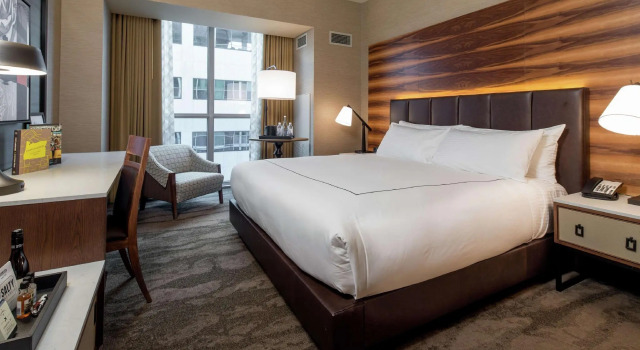 Двухместный номер с видом на город The Porter Portland, Curio Collection By Hilton
