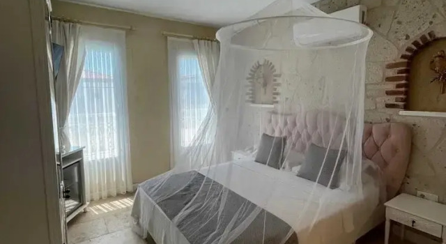 Двухместный номер Standard Alaroof Hotel  ( +15 )