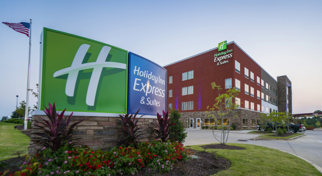 Holiday Inn Express & Suites Southaven Central - Memphis, Varaa Hotelli Southaven Mississippi