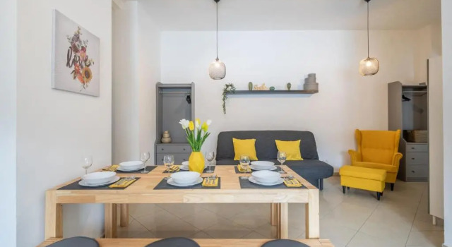 Апартаменты Stylish Apartment for 8 in Hamburg Hammerbrook