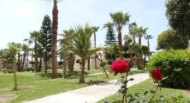 Апартаменты Apartamento en Jardines de Zahara F4A
