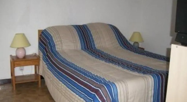 Appartement Saint-Cyprien, 2 pièces, 6 personnes - FR-1-225D-168