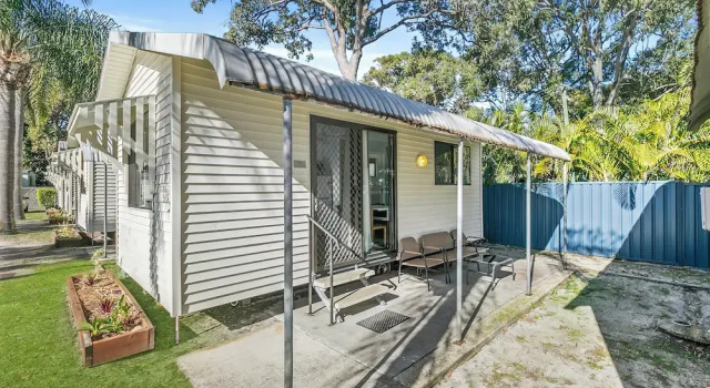 Студия Economy Bribie Island Caravan Park