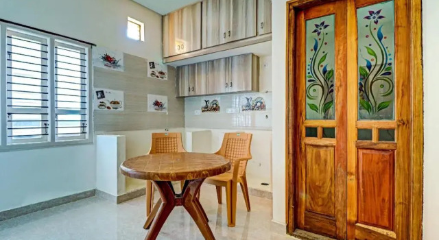 Eagle Heights by OYO Rooms