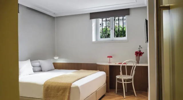 Люкс Deluxe Цокольный этаж Presidential Suites, by Athens Stay