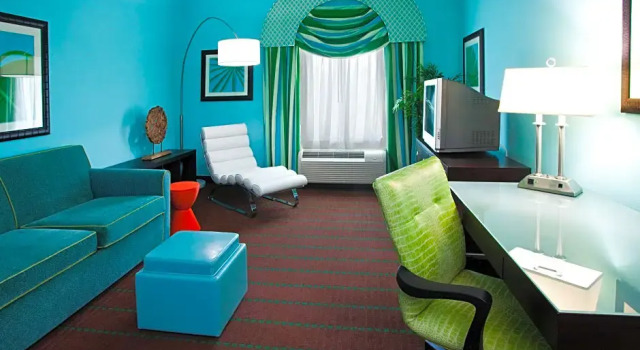 Люкс c 1 комнатой с балконом Holiday Inn Hotel & Suites Ocala Conference Center by IHG