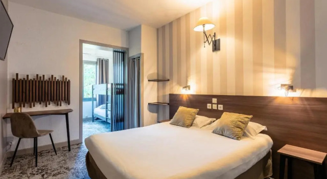 Четырёхместный номер Standard Relais Amadourien