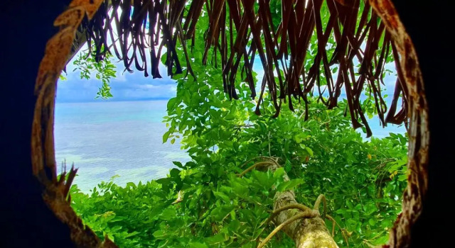 Коттедж с видом на море Hotel ECOLODGE LE RAVORAHA