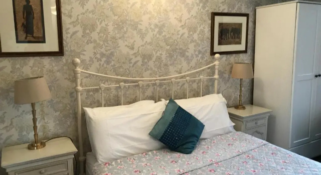 Двухместный номер Deluxe с балконом Acorn Guest House in Hull