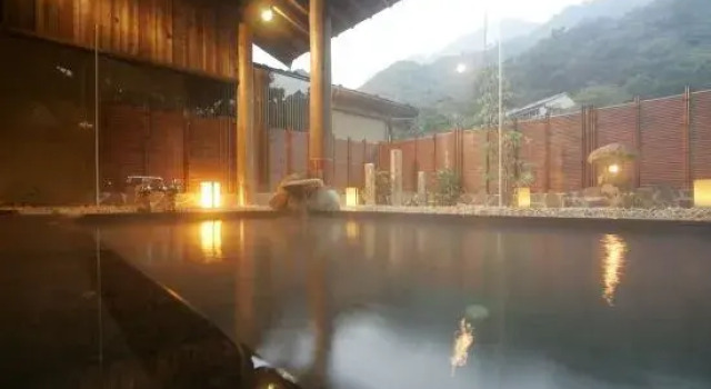 Kuranosuke Ryokan, Buchen Sie Hotel Komono Präfektur Mie