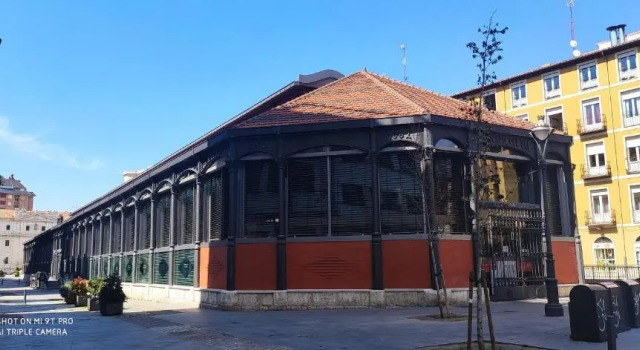 INSIDEHOME Apartments - La Casa del Almirante, Забронировать Апартаменты/квартира Отели Вальядолид с парковкой, рядом с Арена Пласа-дель-Вьехо-Косо, Парковка