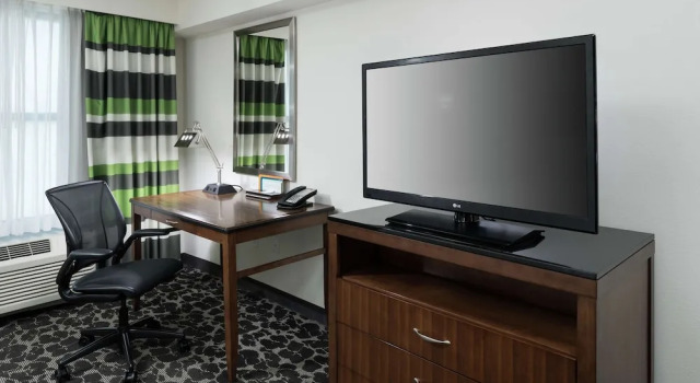 Двухместный номер Accessible Hilton Garden Inn Charleston Waterfront/Downtown
