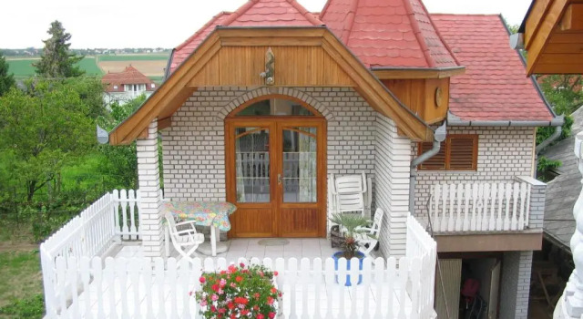 Апартаменты с балконом Joker Villa Apartmanhaus